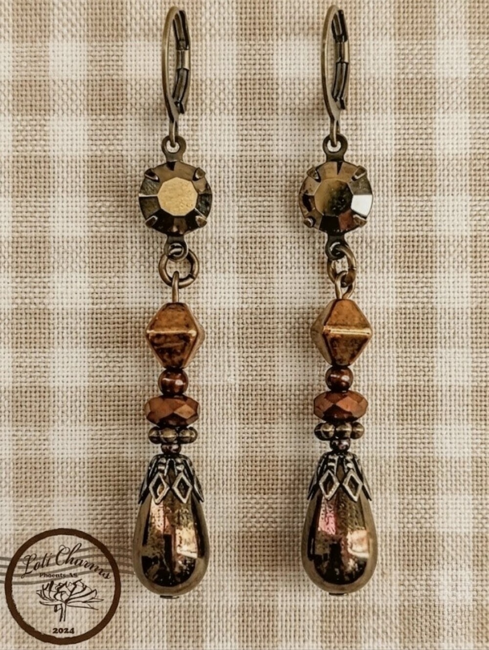 Victorian Bronze Mettalic Drop Down Earrings In Brass